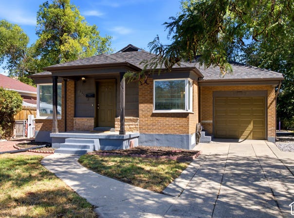 846 N NOCTURNE Dr W, Salt Lake City, UT 84116