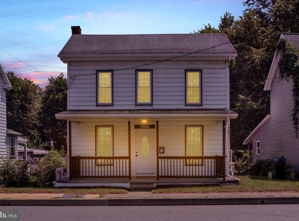 1002 N MARKET STREET, DUNCANNON, PA 17020
