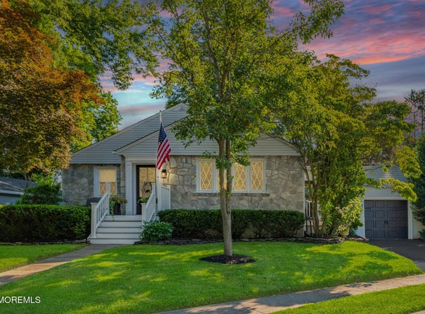 79 Lake Shore Drive, Red Bank, NJ 07701