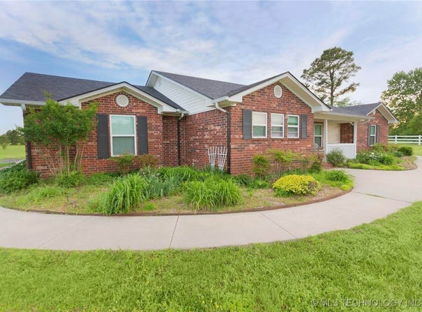 2284 East Roping Road, Atoka, OK 74525
