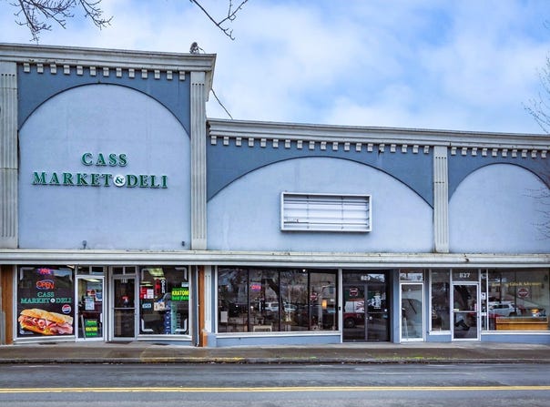 831 SE CASS AVE, Roseburg, OR 97470
