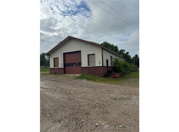327 Shaw Road, Olean, MO 65064