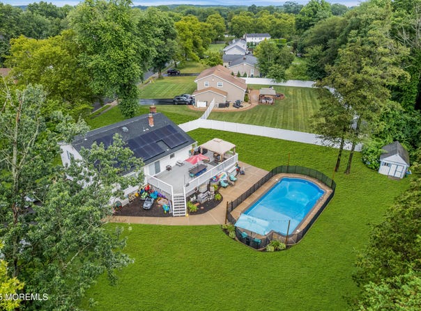 43 Juniper Drive, Freehold, NJ 07728