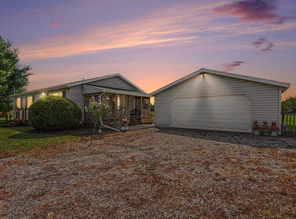 8491 Esmond Road, Hale, MI 48739