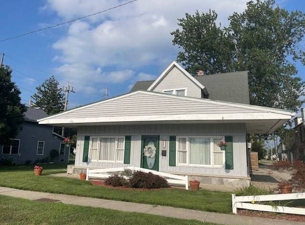 455 S. Main Street, Nappanee, IN 46550