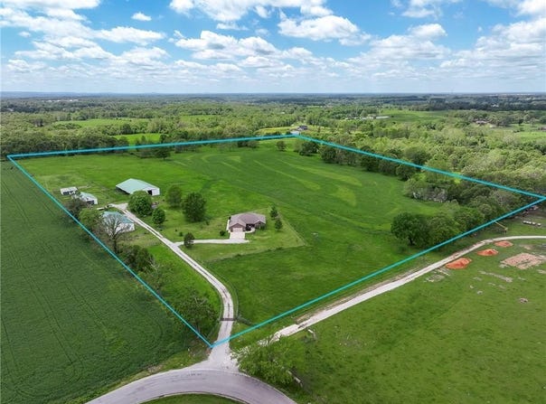 15701 Vaughn  RD, Decatur, AR 72722
