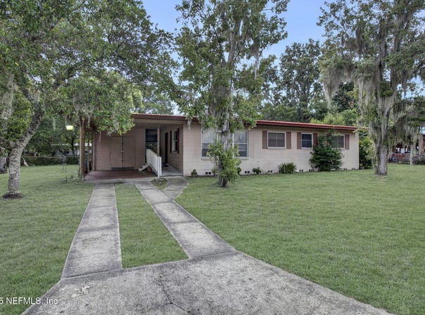 113 GREEN Drive, Palatka, FL 32177