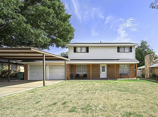 708 W COLEMAN AVENUE, Iowa Park, TX 76367