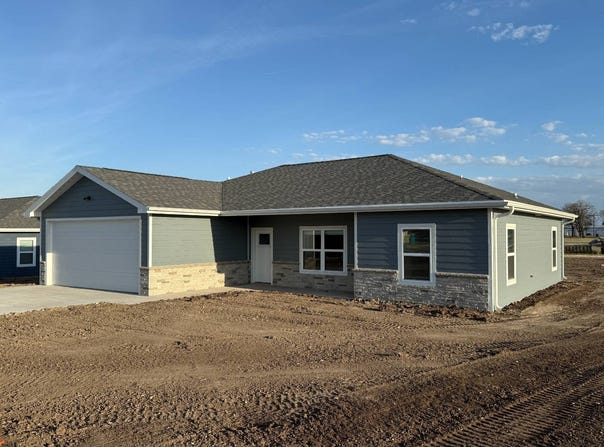 211 E 21st, Beloit, KS 67420