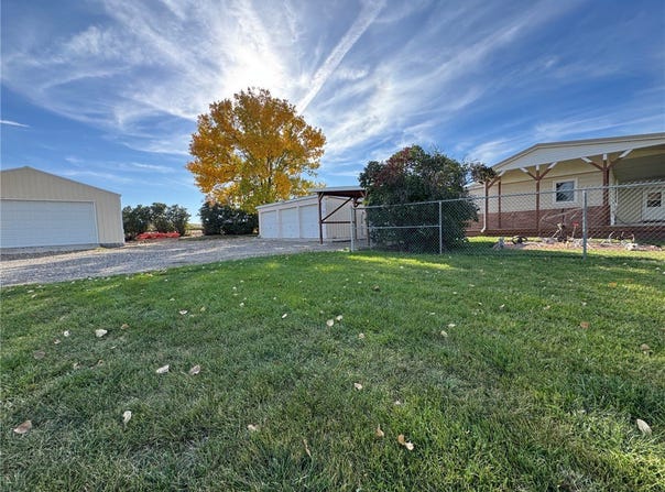 2296 Road 28 S, Ballantine, MT 59006