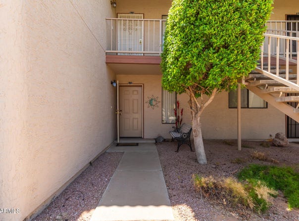 205 N 74TH Street, Mesa, AZ 85207