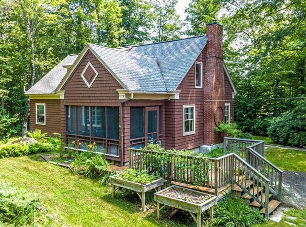 44 Neighbors Row, Conway, NH 03860