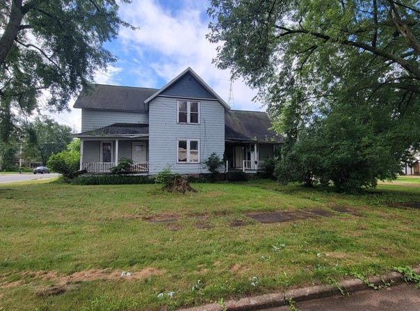 400 SUPERIOR ST S, Antigo, WI 54409