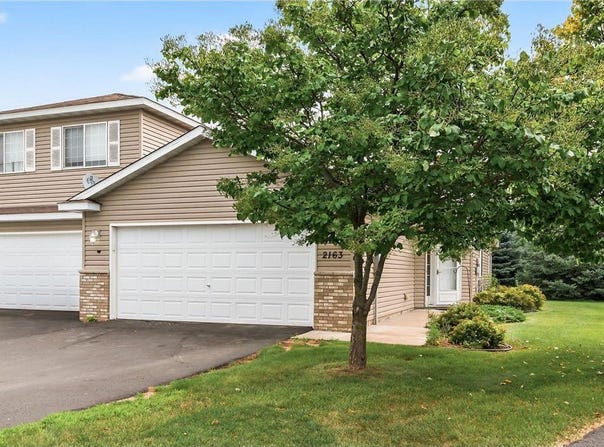 2163 Cleveland Way S, Cambridge, MN 55008