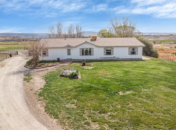 1940 10 Road, Mack, CO 81525