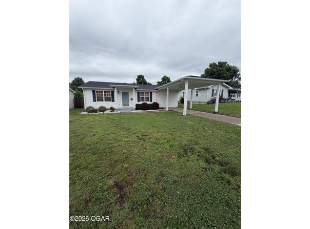2815 E 16th Street, Joplin, MO 64804
