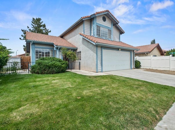 1134 Elm Street, Tehachapi, CA 93561