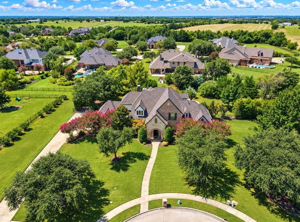 2 Westchester Court, Heath, TX 75032