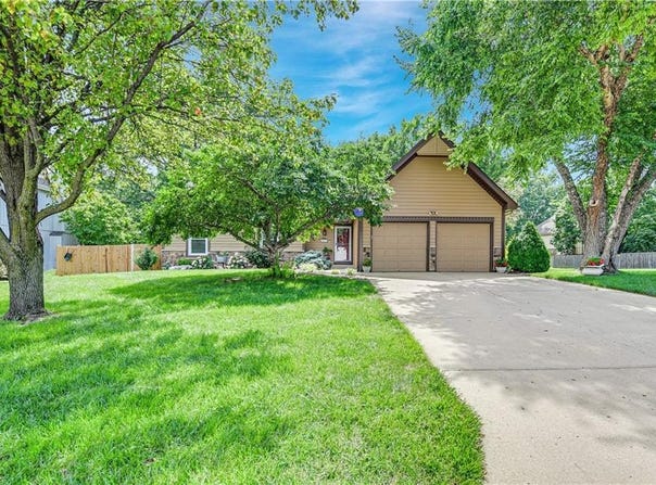 14719 W 84th Street, Lenexa, KS 66215