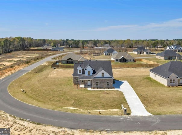 426 Burlington Drive, Lizella, GA 31052