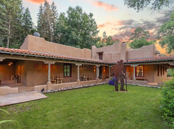 3 Sunset Drive, Taos, NM 87571