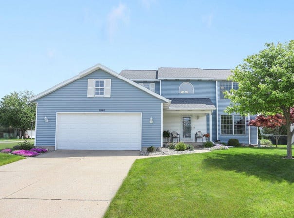 5540 Koster Drive SW, Wyoming, MI 49418