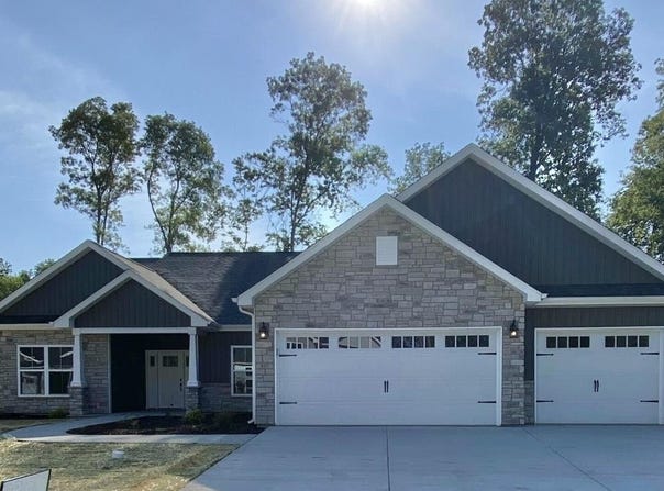 837 S Hoke Avenue, Frankfort, IN 46041