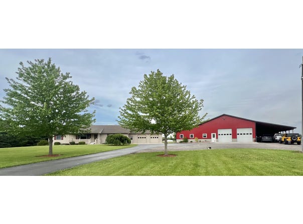 5781 S Waldron Road, Pittsford, MI 49271