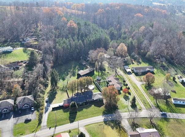 1745 5th Street Road, Corbin, KY 40701