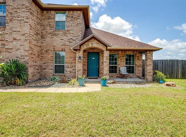 9440 Mattie Lane, Waxahachie, TX 75167