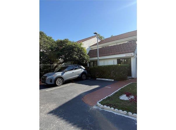 20306 NE 34th  Ct, Aventura, FL 33180