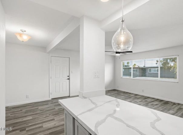 424 W BROWN Road, Mesa, AZ 85201