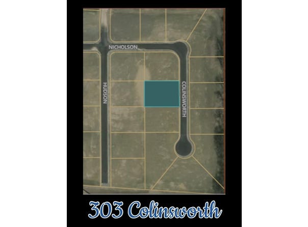 303 Colinsworth, Jackson Center, OH 45334