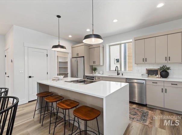 1739 S Rock View Ln, Boise, ID 83705