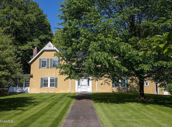 82 West Ave, Great Barrington, MA 01230
