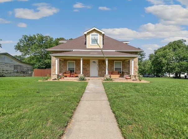 115 D Street, Whitesboro, TX 76273
