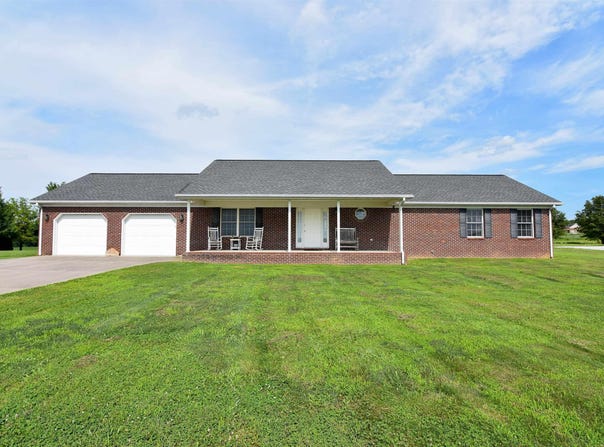 2450 Kihn Lane, Mount Vernon, IN 47620