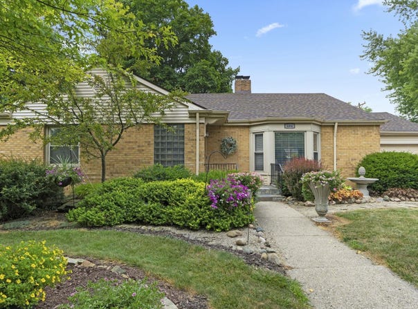 404 S Main Street, Kendallville, IN 46755