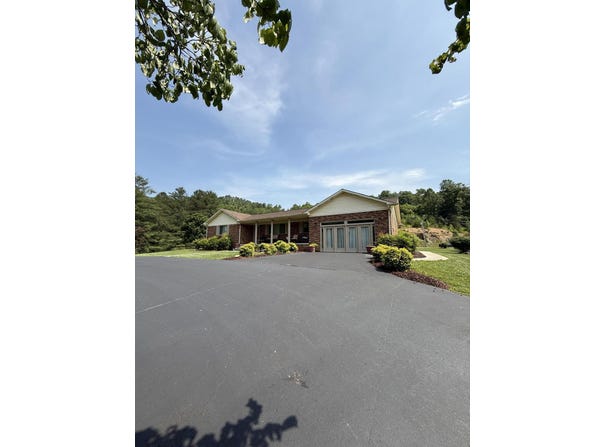 298 Dancey Branch Road, Cannon, KY 40923