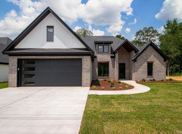 6185 Creekwater, Bryant, AR 72002