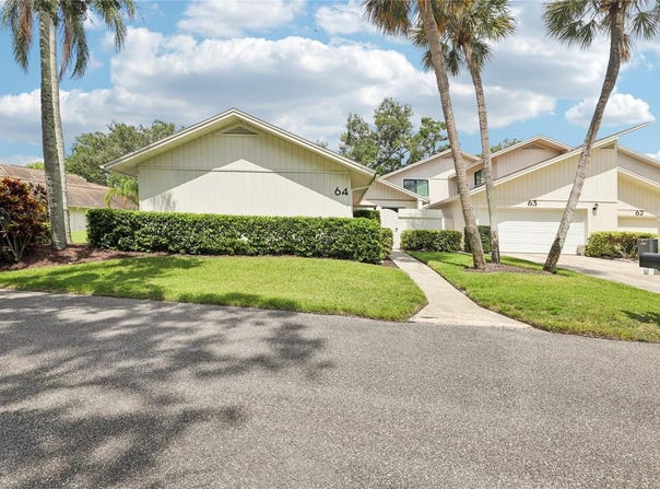 545 WESTLAKE BOULEVARD, PALM HARBOR, FL 34683
