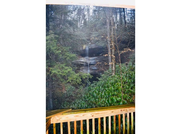 212 Echo Falls Rd, Rogers, KY 41365