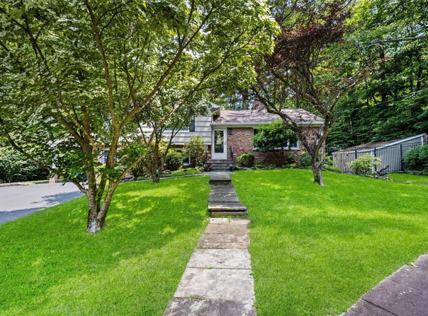 21 Glengary Road, Croton-on-Hudson, NY 10520