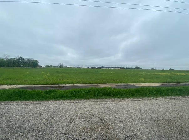 000 Maywood Lane, Palmer, TX 75152