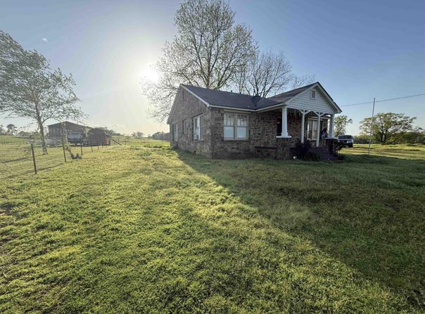 11249 Spring Creek Road Road, Belleville, AR 72824