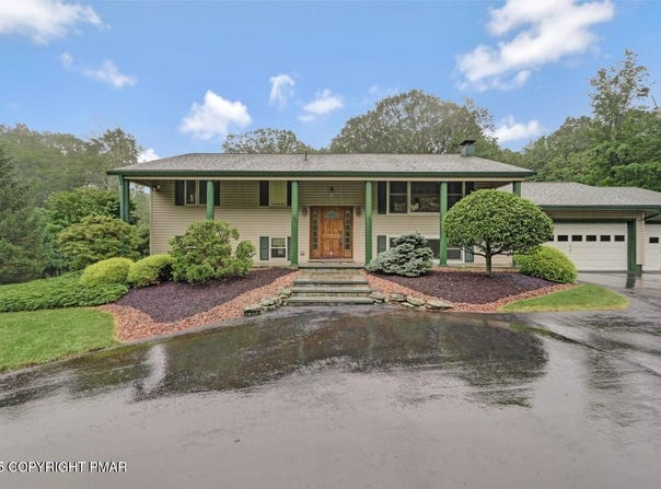 274 Frantz Hill Road, Scotrun, PA 18355