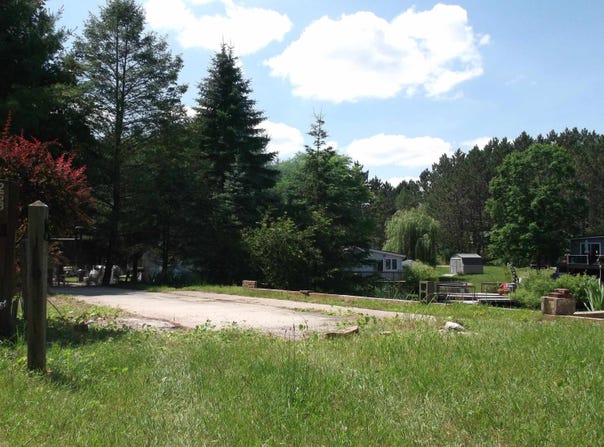 2221 Grass Lake Ave, Lake, MI 48632