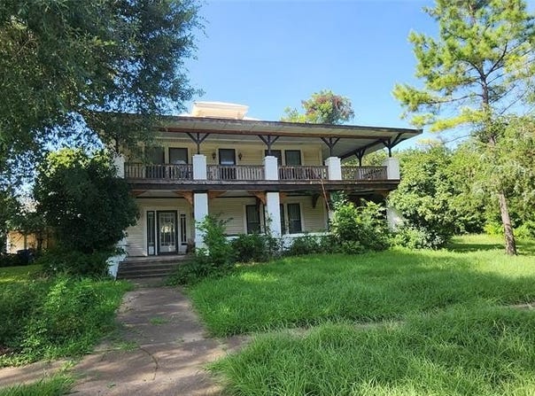 416 W Main Street, Wortham, TX 76693