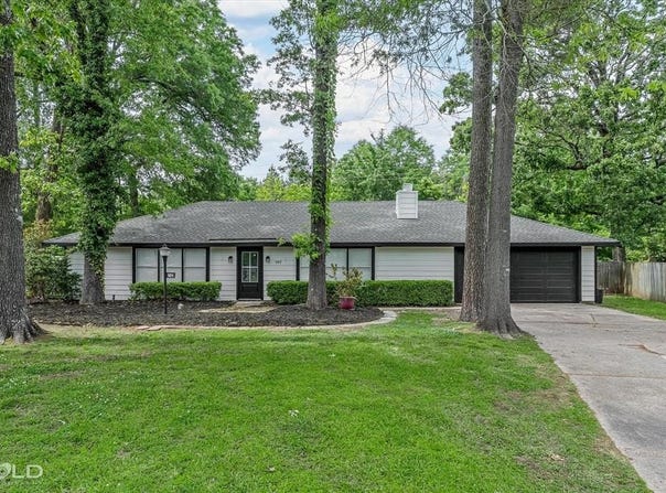 101 Elmview Lane, Haughton, LA 71037