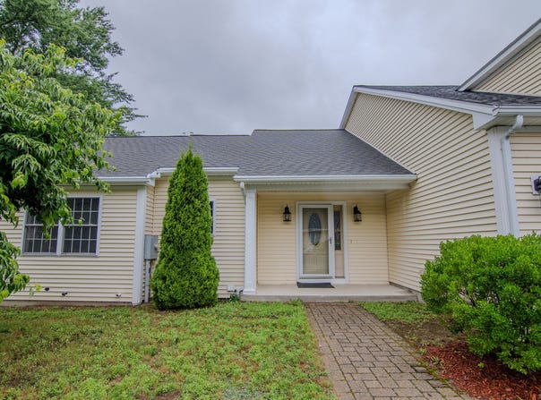 18 Isabellas Place, Killingly, CT 06239